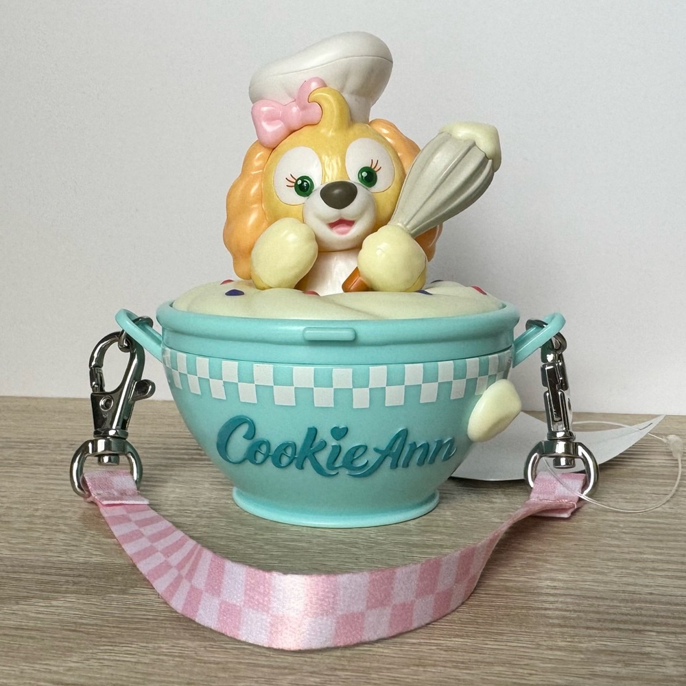 Tokyo Disneysea CookieAnn Duffy and Friends snack case